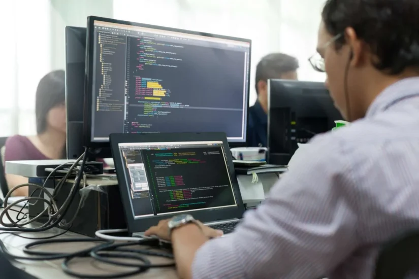 10 Essential Tools Every Website Developer Should Have in Their Arsenal