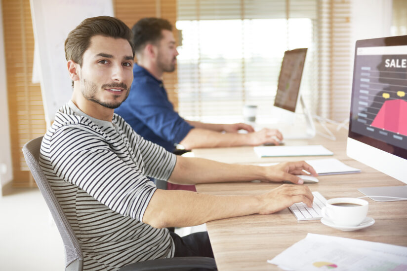4 Essential Skills Every Successful Software Developer Needs 