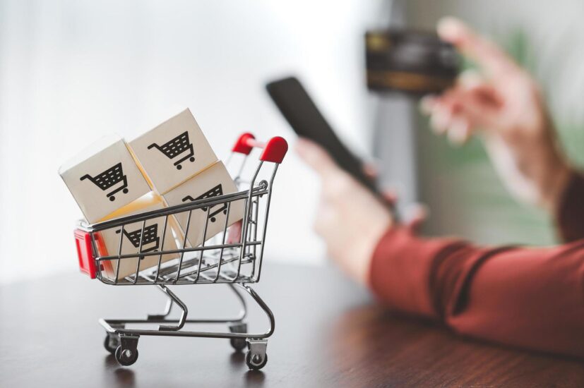 Benefits of E-commerce Website, Product Listing (Tips for Online Store Development)